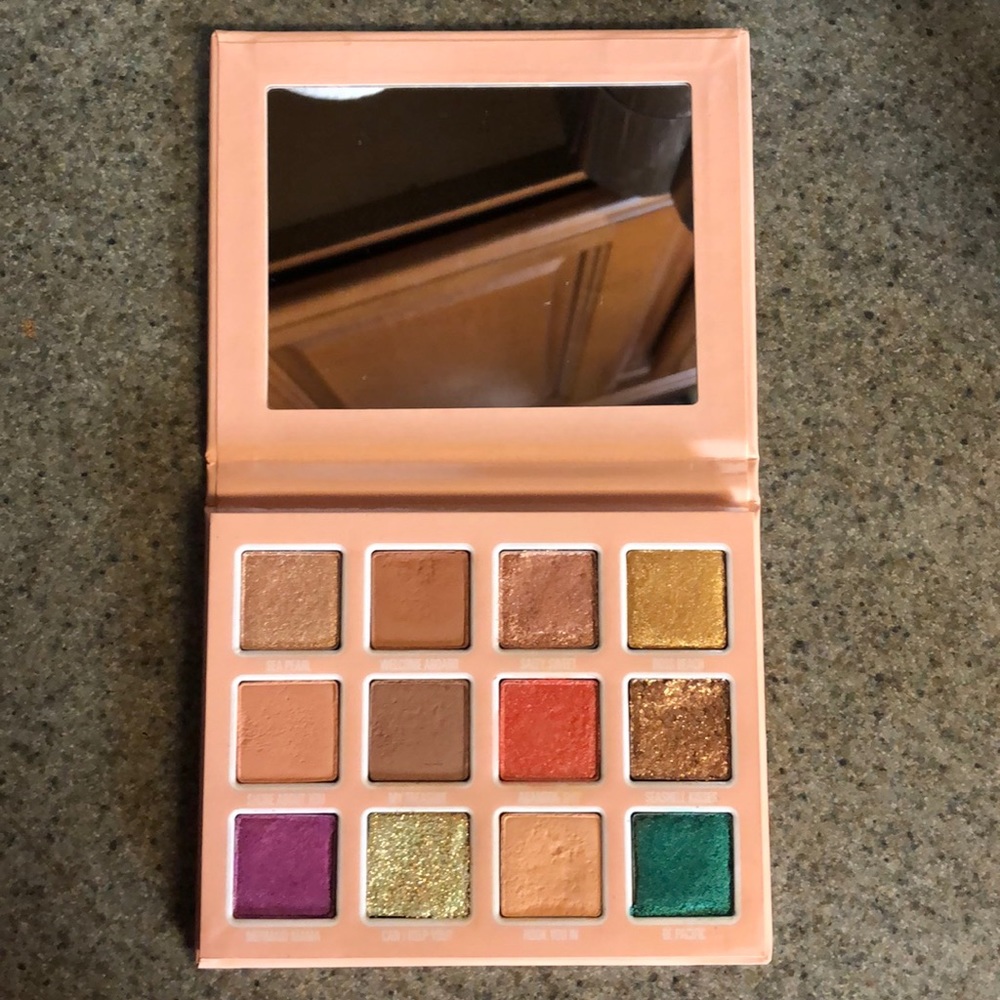 Kyshadow Under the Sea palette (Summer 2019)